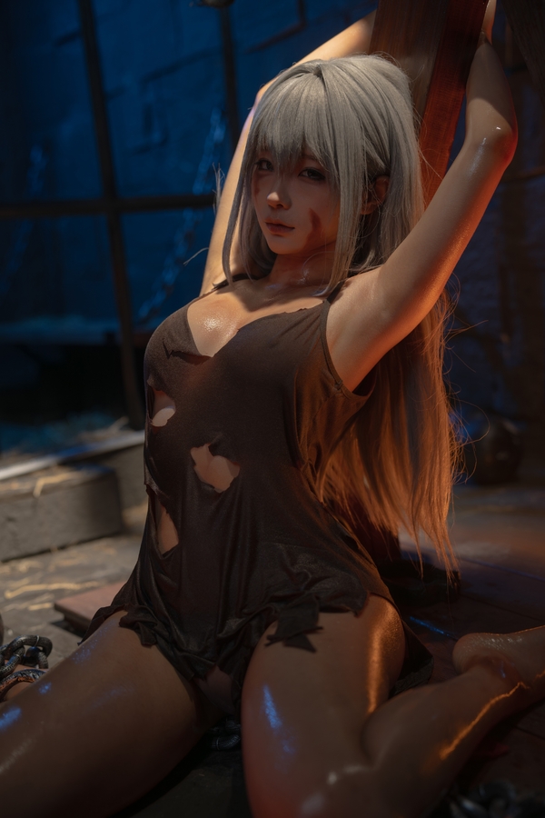 sharecosplay.com_14.thumb.jpg.058aee31fd61955f8c4659918b31c47a.jpg