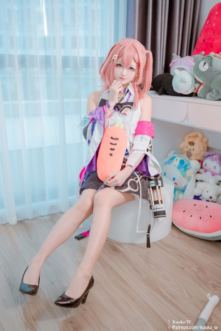 sharecosplay.com_06.thumb.jpg.58495df90471dcdff6b0ea2b47ee9a9b.jpg
