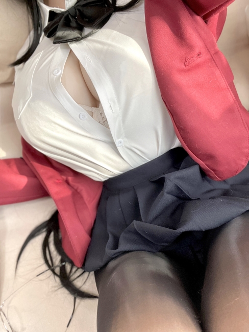 GalleryEpic.com_02.thumb.jpg.ad8504d0b32402e932c99e653d095000.jpg